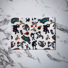 Load image into Gallery viewer, Alien Basketball