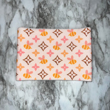 Load image into Gallery viewer, Boujee Bees