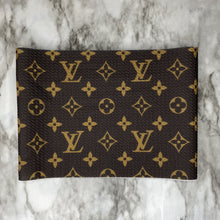 Load image into Gallery viewer, Monogram Design